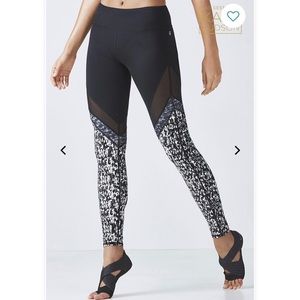 Fabletics Mid-Rise Mesh Powerhold Leggings